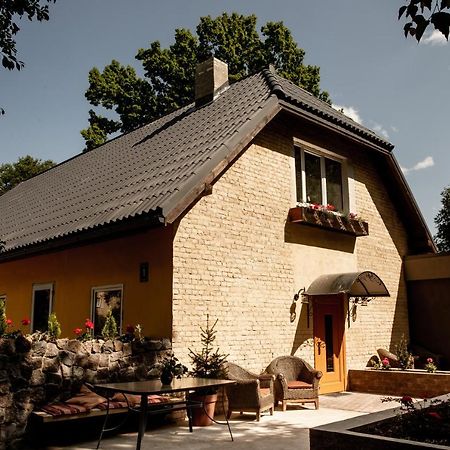 Agnesy Apartment Jūrkalne Екстериор снимка
